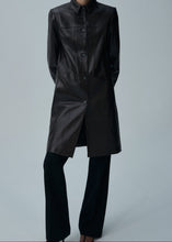 Load image into Gallery viewer, SS25 LEATHER 09 COAT BROWN