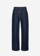 Load image into Gallery viewer, Loose-leg faded denim pants in navy blue
