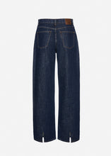 Load image into Gallery viewer, Loose-leg faded denim pants in navy blue
