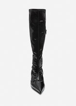 Load image into Gallery viewer, Leather boots in glossy black leather
