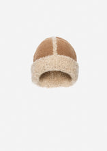 Load image into Gallery viewer, Wool and mohair shearling hat in beige
