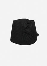 Load image into Gallery viewer, Flower detail mini skirt in black
