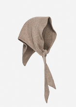 Load image into Gallery viewer, Knitwear tie scarf in beige

