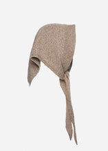 Load image into Gallery viewer, Knitwear tie scarf in beige
