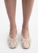 Load image into Gallery viewer, Crochet ballet flats in cream
