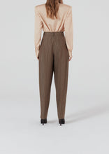 Load image into Gallery viewer, AW21 SHIRT 01 BEIGE
