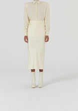 Load image into Gallery viewer, Platform ankle boots in cream
