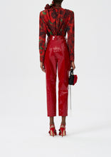 Load image into Gallery viewer, AW22 BLOUSE 03 RED PRINT
