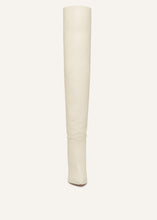 Load image into Gallery viewer, AW22 OVERKNEE BOOTS CREAM
