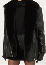 Load image into Gallery viewer, AW23 LEATHER 05 JACKET BLACK
