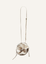 Load image into Gallery viewer, AW23 MAGDA BAG CREAM LEATHER
