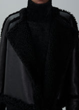 Load image into Gallery viewer, Shearling button jacket in black
