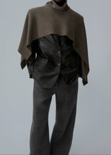 Load image into Gallery viewer, AW25 KNITWEAR 13 TOP BEIGE
