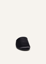 Load image into Gallery viewer, PF20 COMFY SHOES BLACK SATIN
