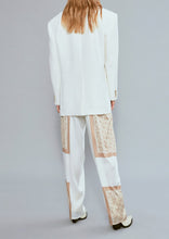 Load image into Gallery viewer, Silk 2-tone scarf print pants in beige logo print
