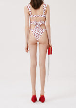 Load image into Gallery viewer, PF22 TOP SWIM 01 WHITE PRINT
