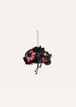 Load image into Gallery viewer, Pearl Magda bag in black floral print
