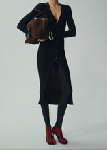 Load image into Gallery viewer, PF24 KNITWEAR 10 DRESS BLACK

