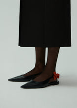 Load image into Gallery viewer, PF24 SLINGBACK FLATS LEATHER BLACK
