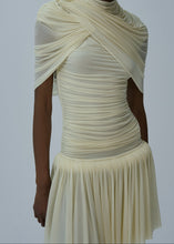 Load image into Gallery viewer, PF25 DRESS 20 BEIGE
