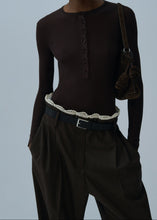 Load image into Gallery viewer, PF25 KNITWEAR 20 SWEATER BROWN
