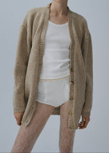 Load image into Gallery viewer, PF25 SHORTS 01 WHITE
