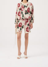 Load image into Gallery viewer, RE22 KNITWEAR 04 SHORTS BEIGE PRINT
