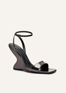 RE22 WEDGE SANDALS GUN METAL