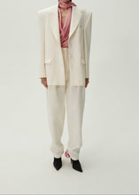 Load image into Gallery viewer, Classic oversized wool blazer in cream
