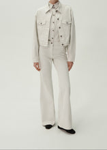 Load image into Gallery viewer, Mid-rise flare denim pants in white sand
