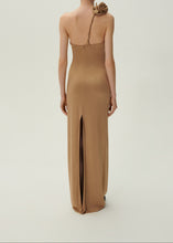 Load image into Gallery viewer, One shoulder rose appliqué jersey midi dress in beige
