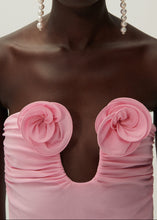 Load image into Gallery viewer, Strapless flower appliqué maxi dress in pink
