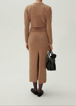 Load image into Gallery viewer, Mohair midi skirt in caramel
