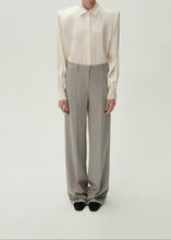 Load image into Gallery viewer, Wide leg tailored pants in grey

