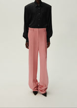 Load image into Gallery viewer, Classic silk shirt in black
