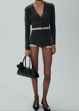 Load image into Gallery viewer, RE25 KNITWEAR 07 SHORTS GREY
