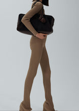Load image into Gallery viewer, RE25 KNITWEAR 13 BLOUSE BROWN
