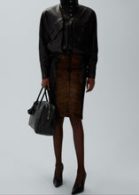 Load image into Gallery viewer, RE25 LEATHER 12 SKIRT BROWN PONY
