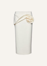 Load image into Gallery viewer, RE25 SKIRT 05 CREAM
