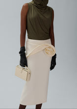 Load image into Gallery viewer, RE25 SKIRT 05 CREAM
