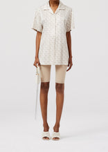 Load image into Gallery viewer, SS22 SHIRT 03 BEIGE LOGO
