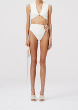 Load image into Gallery viewer, V neck twist swim top in cream
