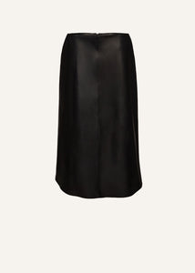 Low rise leather midi skirt in black