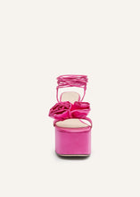 Load image into Gallery viewer, SS23 PLATFORM FLOWER SANDALS SATIN PINK
