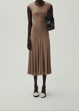 Load image into Gallery viewer, SS24 DRESS 08 BEIGE
