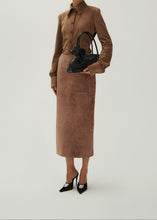Load image into Gallery viewer, SS24 LEATHER 09 SHIRT BROWN

