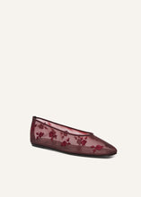 Load image into Gallery viewer, SS25 BALLET FLATS EMBROIDERY BURGUNDY
