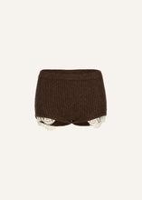 Load image into Gallery viewer, SS25 KNITWEAR 08 SHORTS BROWN

