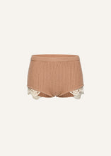 Load image into Gallery viewer, SS25 KNITWEAR 08 SHORTS CARAMEL
