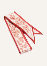 Load image into Gallery viewer, SS25 SCARF 03 BEIGE PRINT
